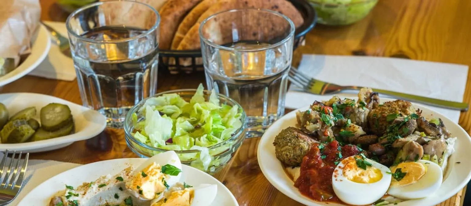 Hummus served with accompaniments